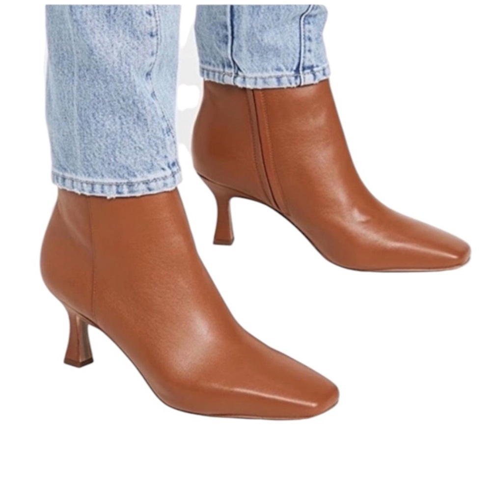 NWT Sam Edelman Lizzo Kitten Heel Bootie Tawny brown tan size 8.5